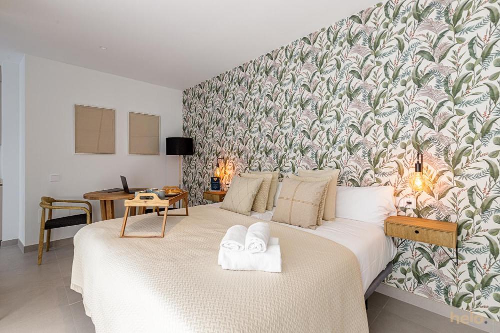 Cervantes Suites Málaga Exteriör bild