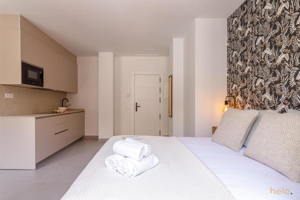 Cervantes Suites Málaga Exteriör bild